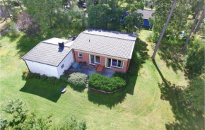 Three-Bedroom Holiday Home in Yngso